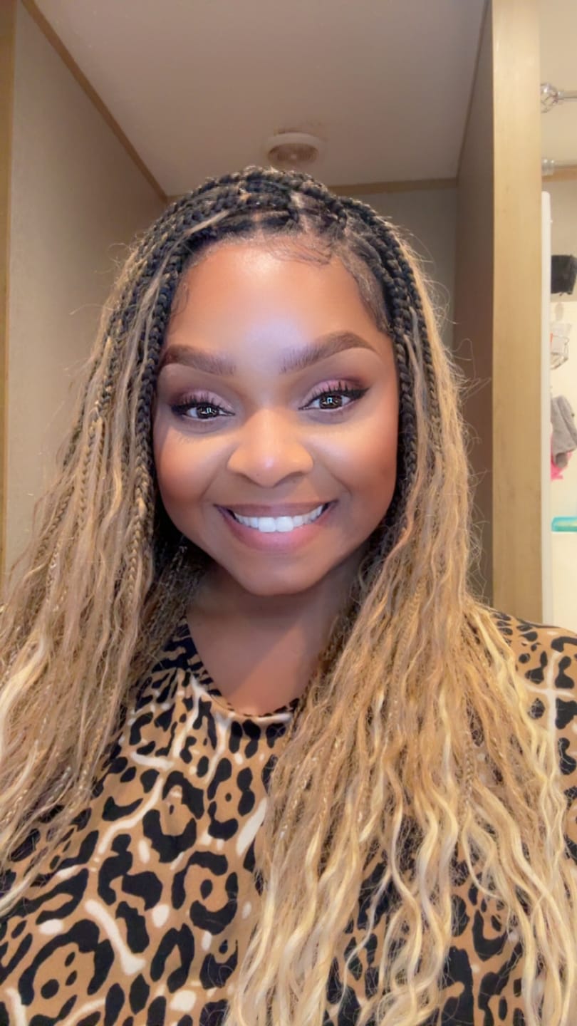 Customer photo review of 24" Swiss HD Full Lace Lightweight Human Hair Curls Boho Box Braided Wig