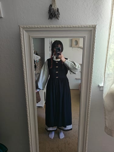 Customer photo review of Wen Xueshè 文学社 Literary Society Modernized Ming Song Bijia Vest & Songku Pants Set