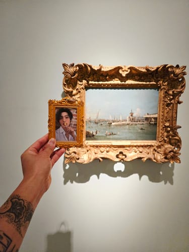 Customer photo review of WORK OF ART FRAME PHOTOCARD HOLDER