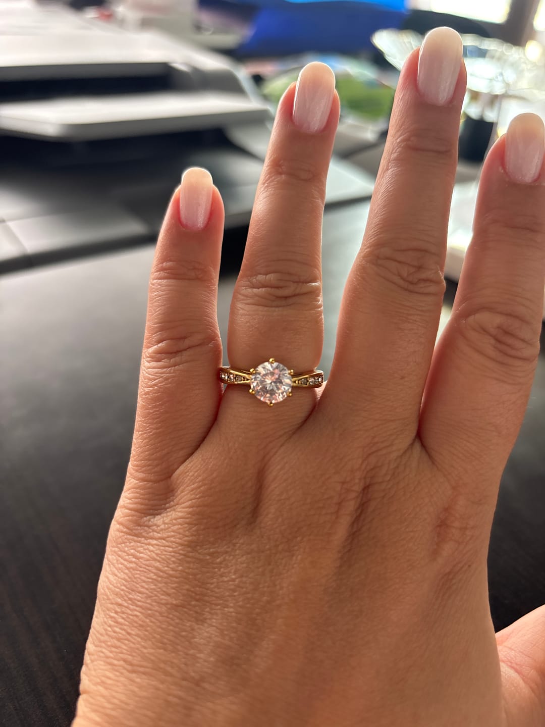 Customer photo review of Inel Crystals - Gold