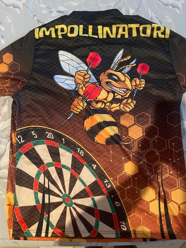 Customer photo review of Maxcorners Darts Bee Dartboard Personalized Name 3D Unisex Shirt