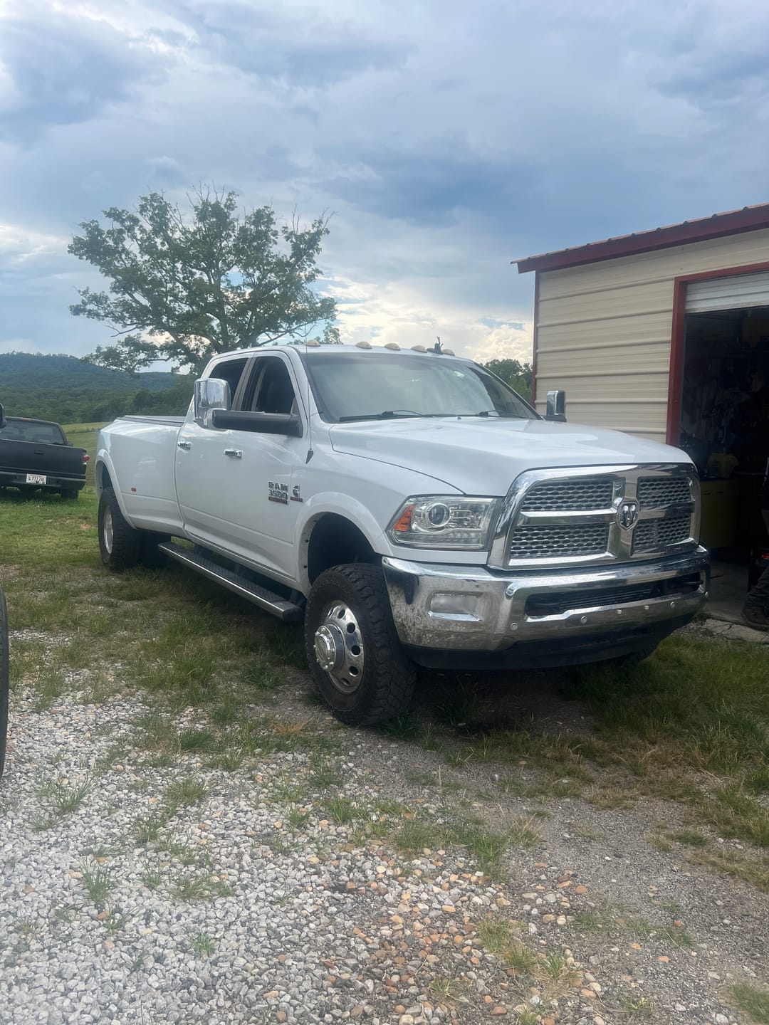 Customer photo review of 2014-2024  Ram 2500 / 3500 4x4 Leveling Spacer