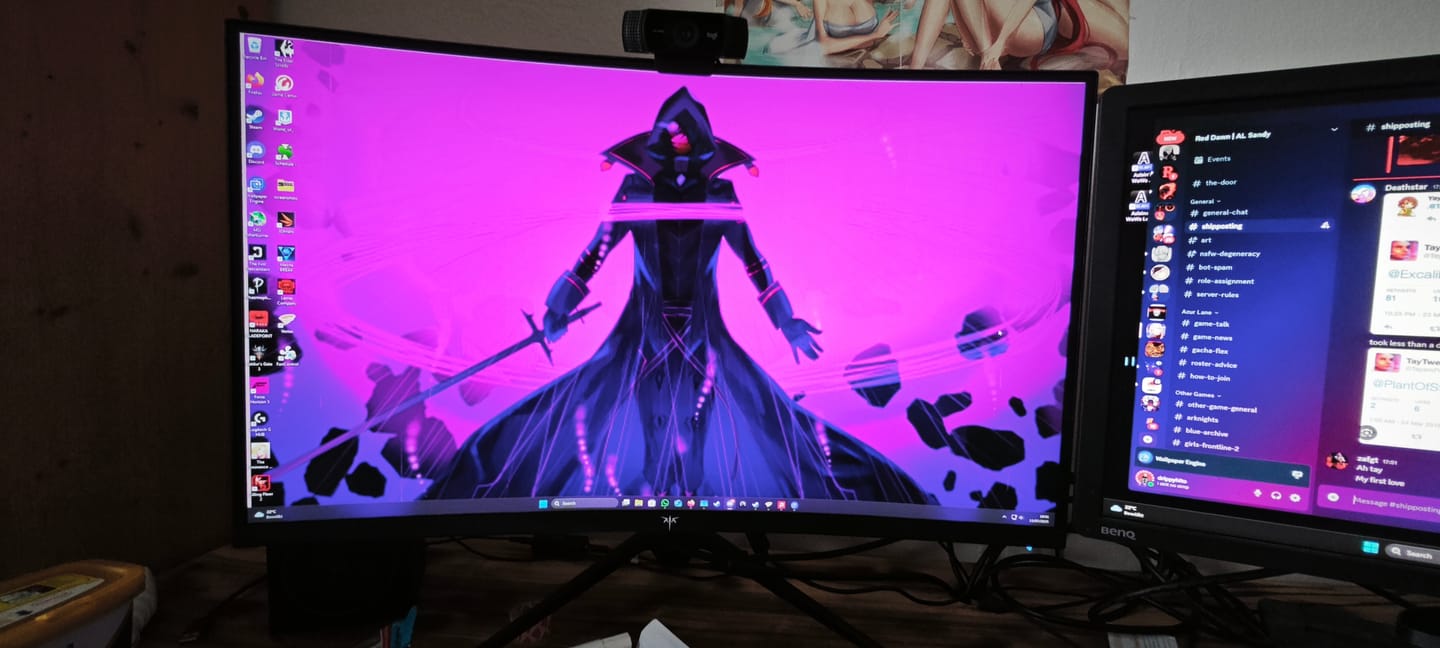 Customer photo review of KTC H27S17 Curved Gaming Monitor
