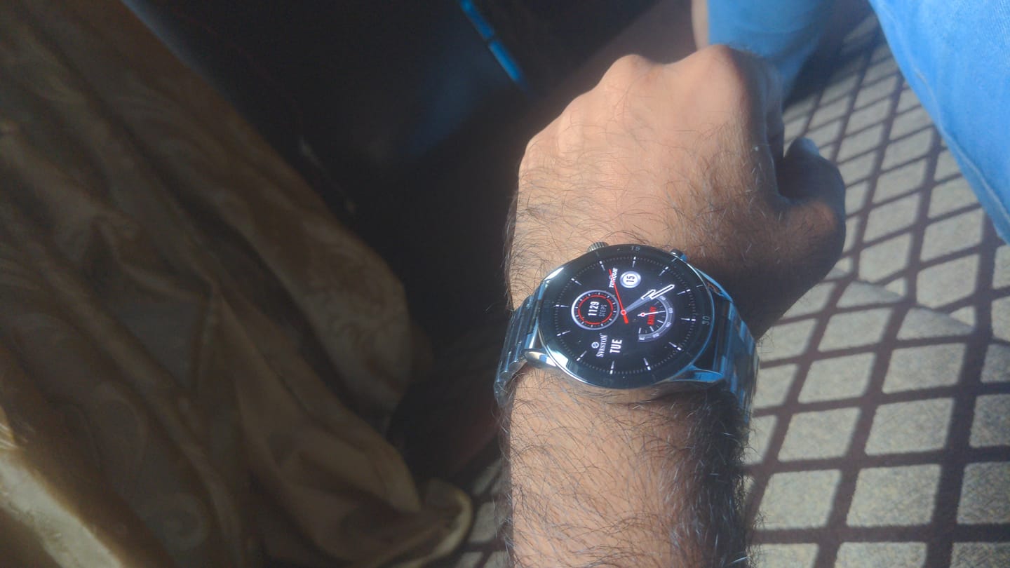 Customer photo review of Torque Chain Smartwatch