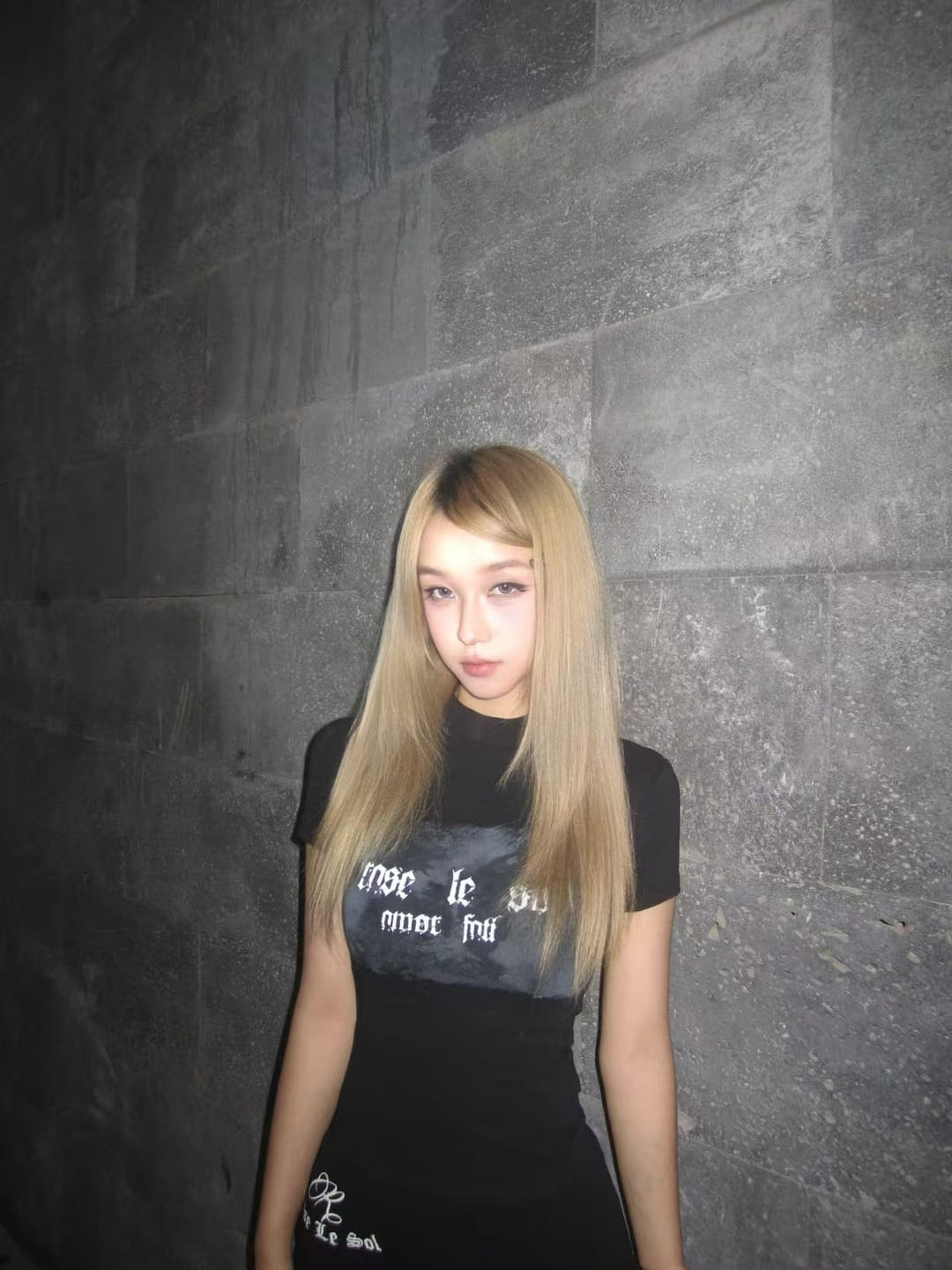 Customer photo review of Rase le sol Mock Neck Graphic Tee & Fitted Shorts Set