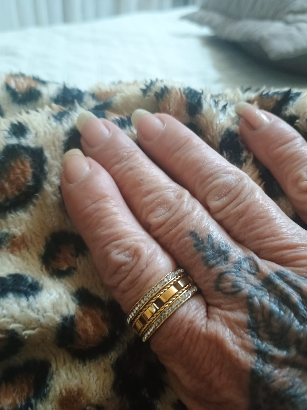 Customer photo review of Anel Impulse Banhado em Ouro 18K