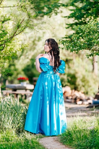 Customer photo review of Rochie Helen lungă cu buzunare și mânecă bufantă