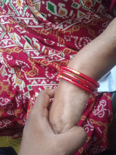 Customer photo review of “22k Hallmark Red Divya Shringar Bangle” (2 pis)