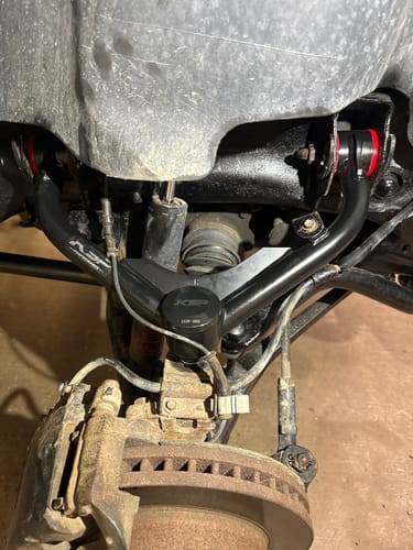 Customer photo review of For 2001-2010 Chevy GMC 2500 3500HD 2"-4" Lift Upper Control Arm