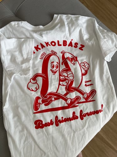 Customer photo review of IKONIK | HURKAKOLBÁSZ oversized prémium póló