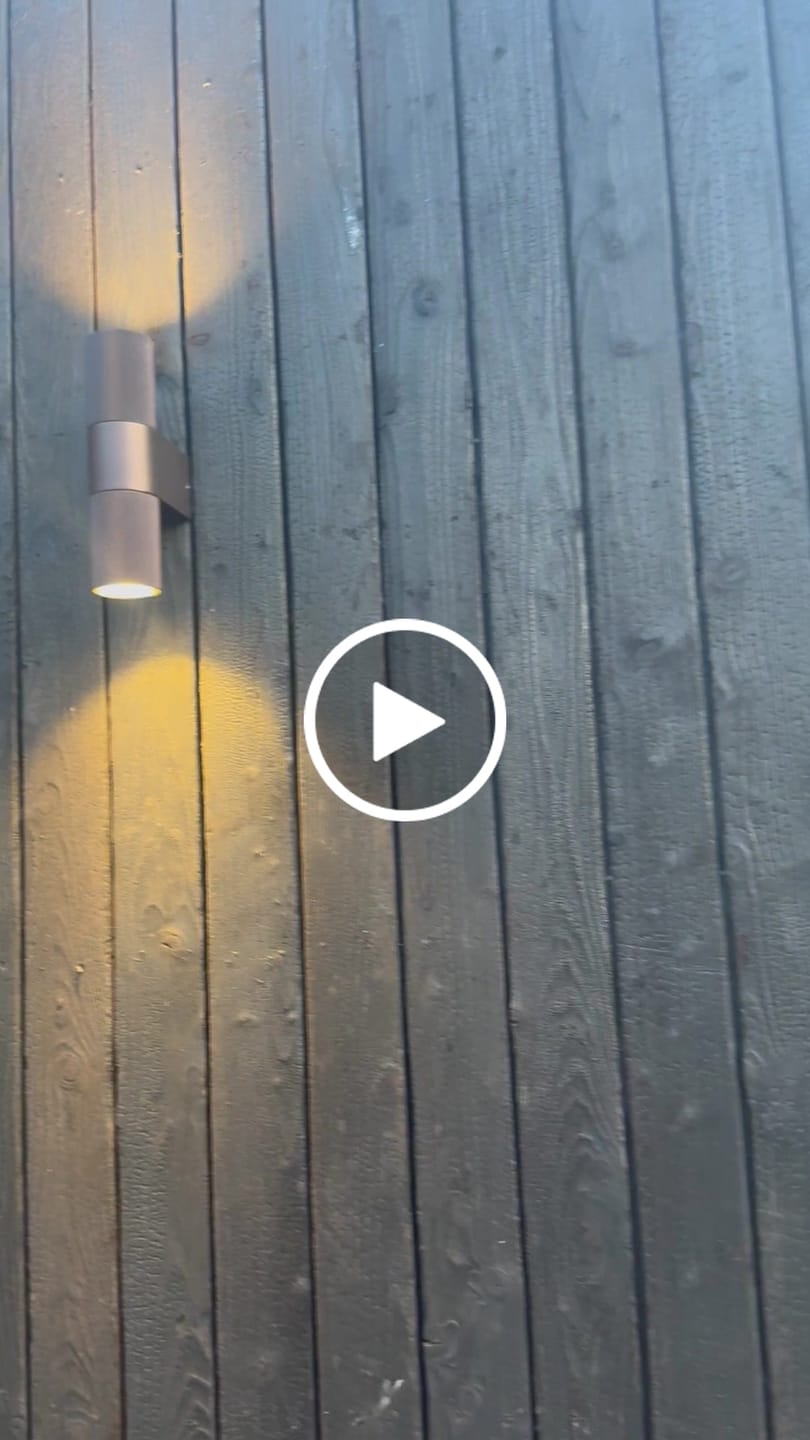 Customer video review of KNURLED Dark Bronze GU10 UP / DOWN IP44 Indoor/Outdoor Wall Light, Bi-Directional Wall-Mounted, Corrosion-Resistant Die-Cast Aluminium
