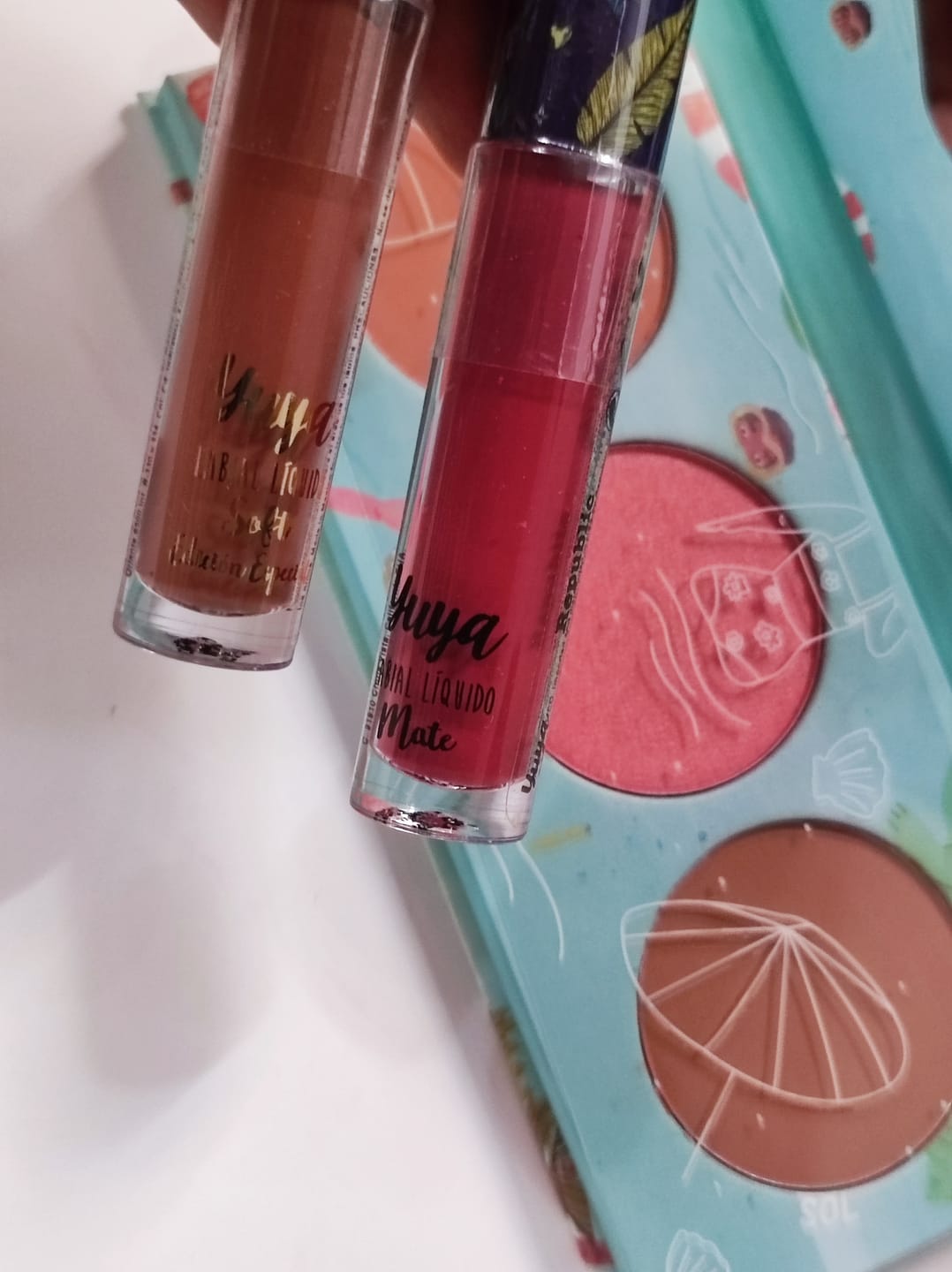 Customer photo review of Yuya Labial Liquido Mate "Feliz, Feliz"