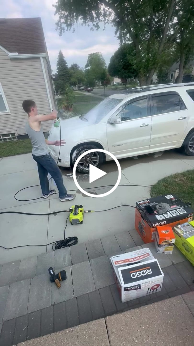 Customer video review of Swivel Gun + Foam Cannon