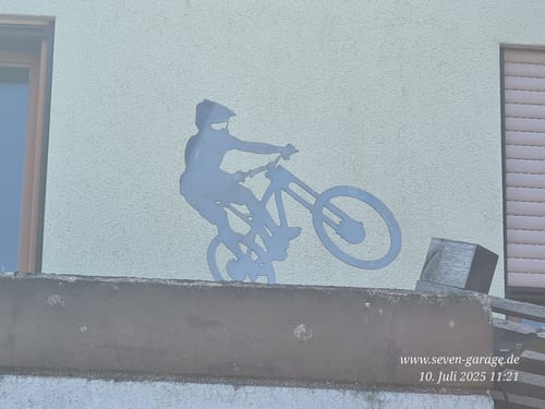 Customer photo review of Gartenstecker Mountainbiker