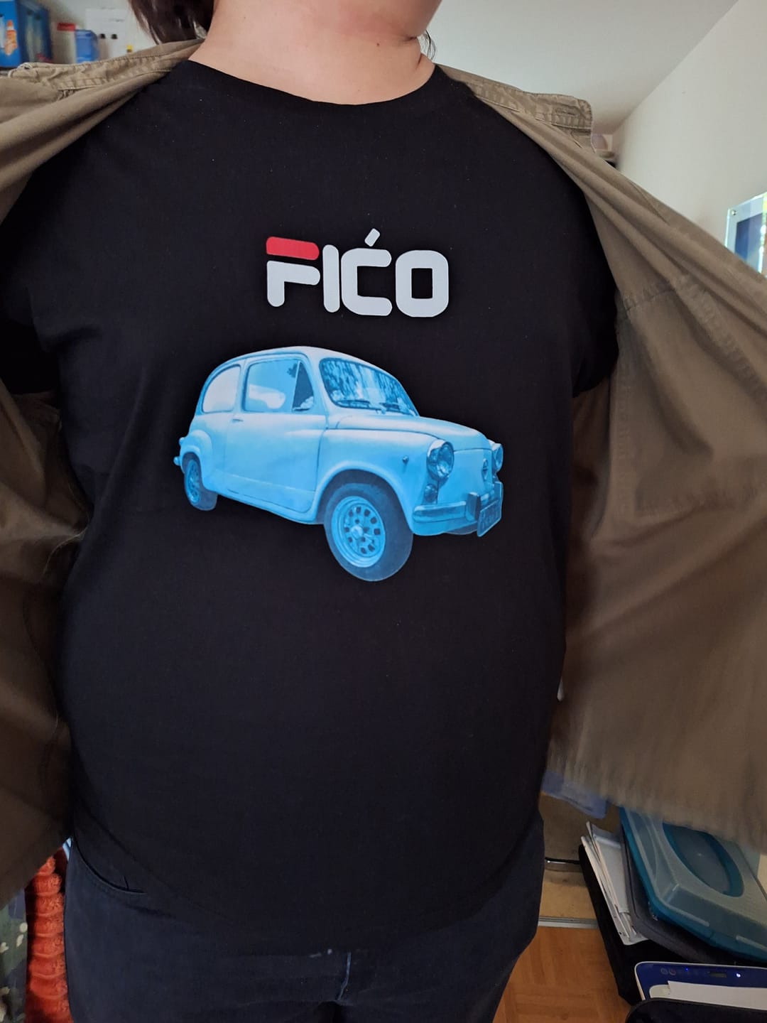 Customer photo review of Fićo, Premium T-Shirt