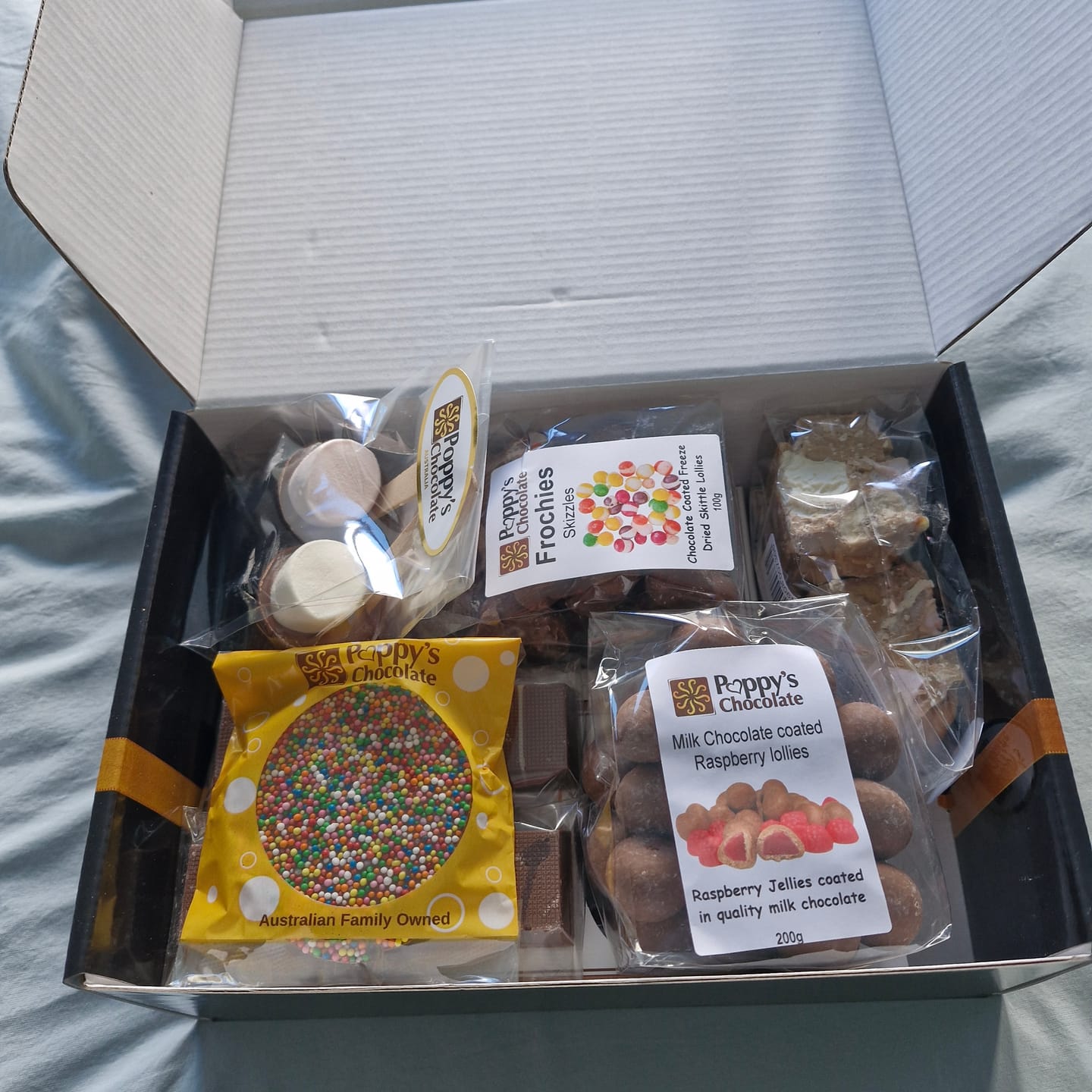 Customer photo review of PROTECT CHOCOLATES FROM MELTING - Add Icepack packaging