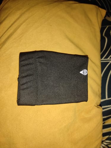 Customer photo review of Armband to hold and protect Children Blood Glucose Sensor - Dia-Band KIDS PLAIN COLORS