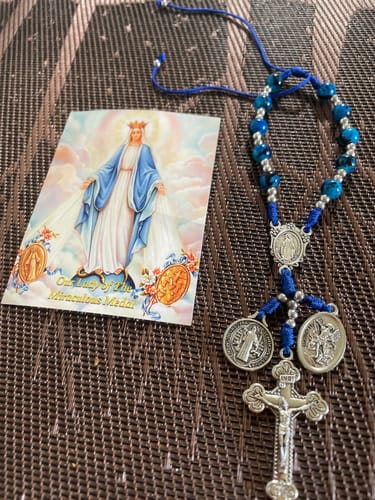 Customer photo review of FREE Miraculous Marbled Auto Rosary