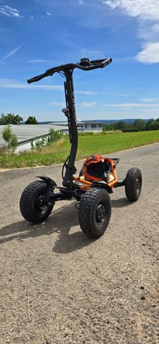 Customer photo review of Trottinette VEEHOP tout terrain à 4 roues motrices avec selle pliable 3200w / 6400w 40ah
