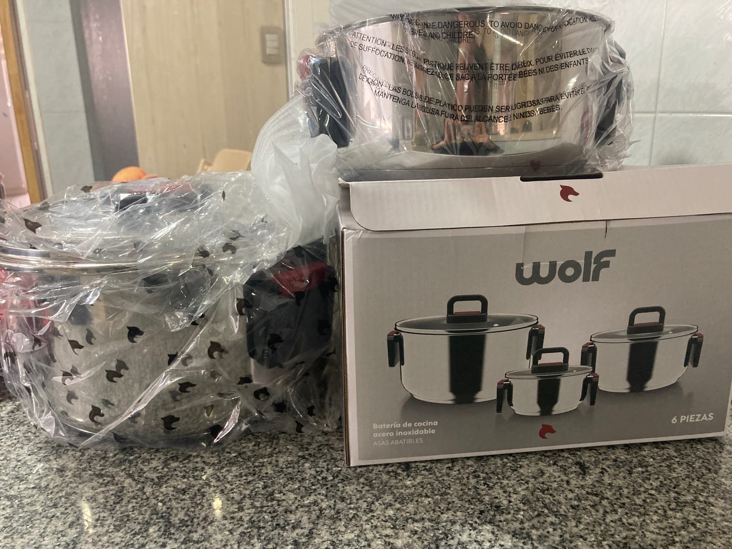 Customer photo review of Batería de Cocina 6 Piezas Acero Inoxidable Wolf