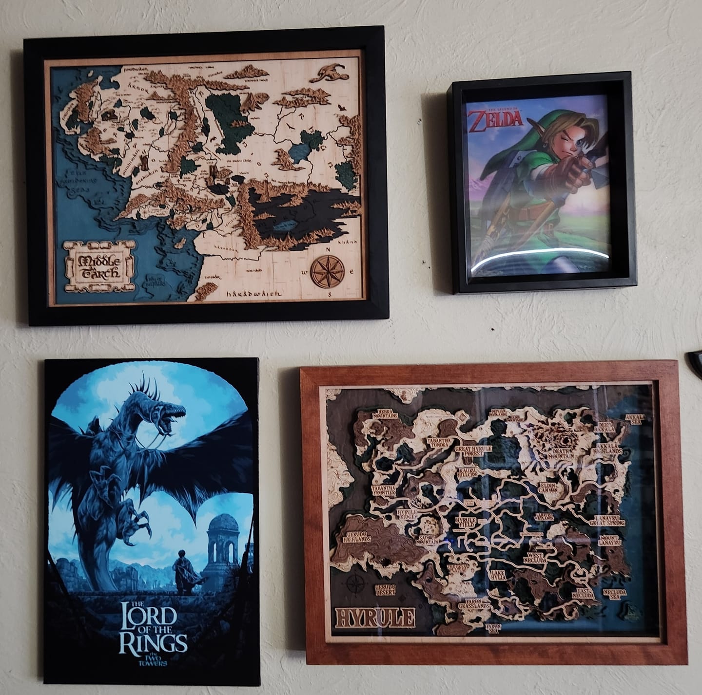 Customer photo review of 3D MIDDLE EARTH™ MAP MULTICOLORED EDITION