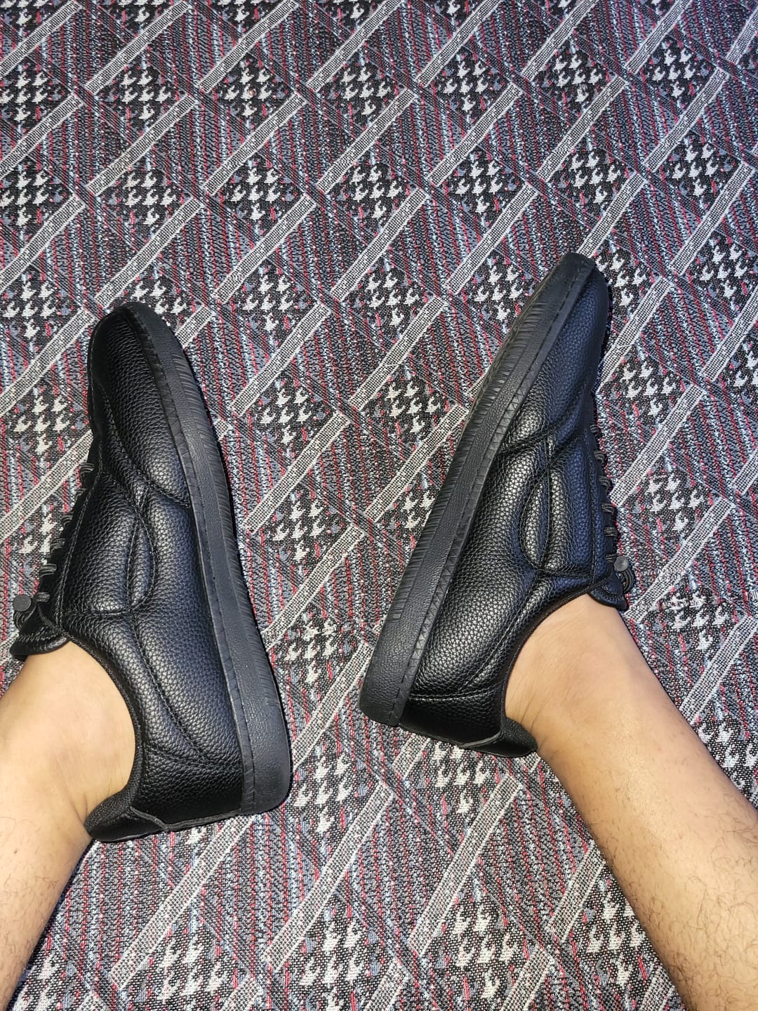 Customer photo review of Bacca Bucci ESSENCE Low-Top Sneaker with Ortholite Insole & Elastic Laces