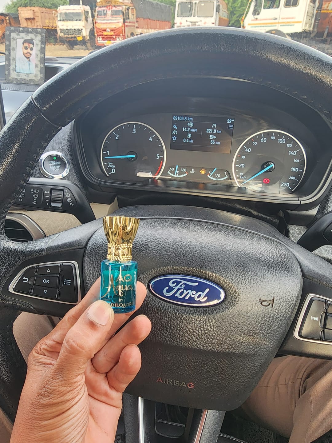 Customer photo review of AQ Aqua Luxury Attar Perfume
