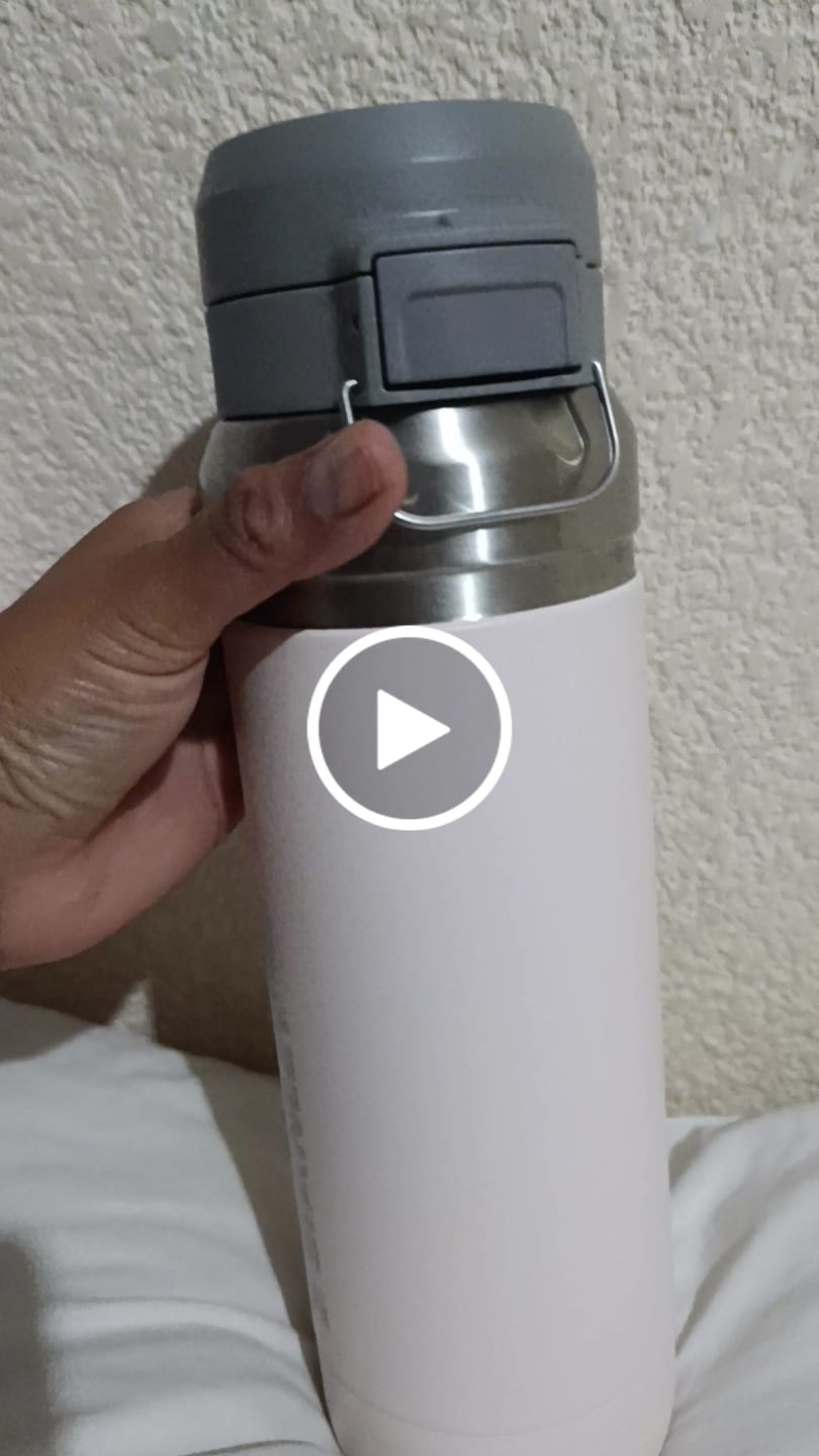 Customer video review of Stanley Go Quick Flip | 1.06L