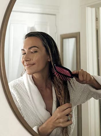 Customer photo review of FlowBrush™ – Gubancok nélküli haj, egyszerűen