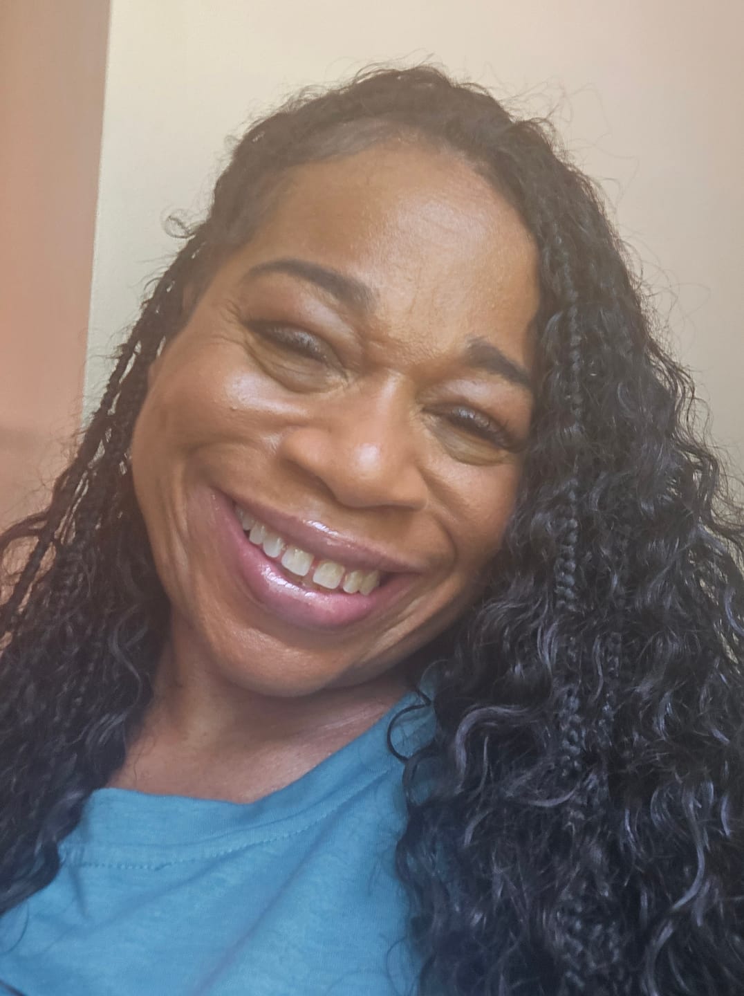 Customer photo review of Double Drawn Burmese Italy Curly Human Braiding Hair