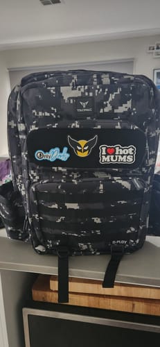 Customer photo review of Tacpac 'D-Ploy' Digital Camo Nappy Bag Set
