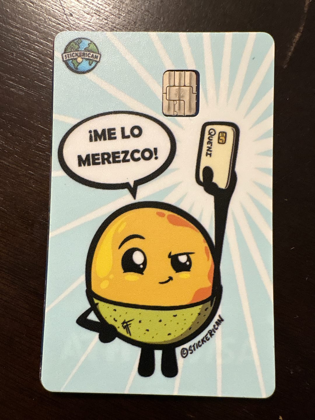 Customer photo review of Me Lo Merezco - Sticker para Tarjeta de Crédito
