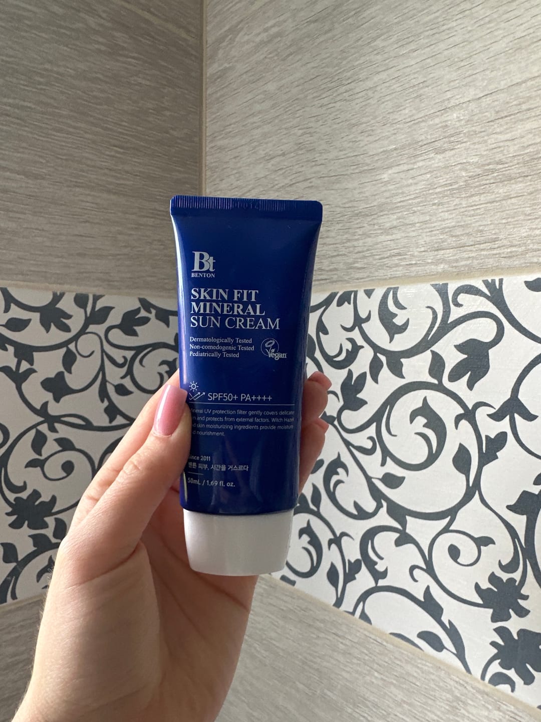 Customer photo review of Saules aizsargkrēms Benton Skin Fit Mineral Sun Cream SPF50+/PA++++