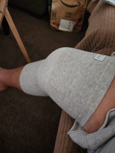 Customer photo review of Premium Bamboo Knee Sleeve (Single)