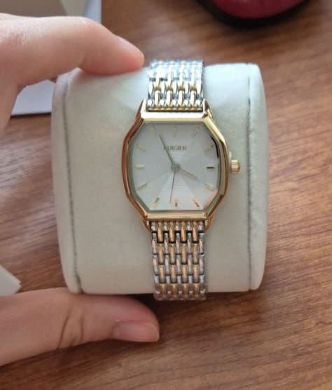 Customer photo review of Julia Gold Silver
