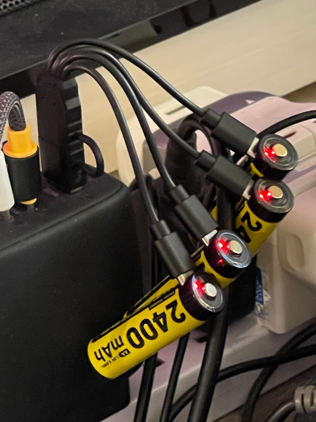 Customer photo review of NH2400 4PC (AA - 2400mAh - 1.5V)