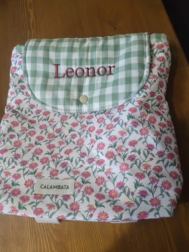 Customer photo review of Mochila infantil Carla