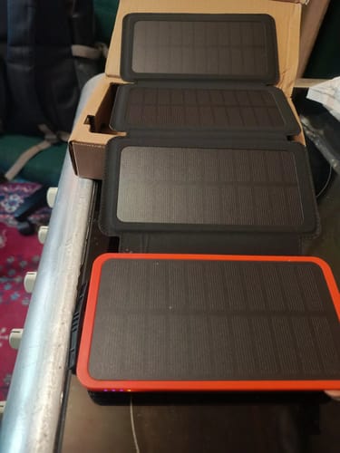 Customer photo review of SolaBank Fold Wireless Charging Powerbank 10000mAh