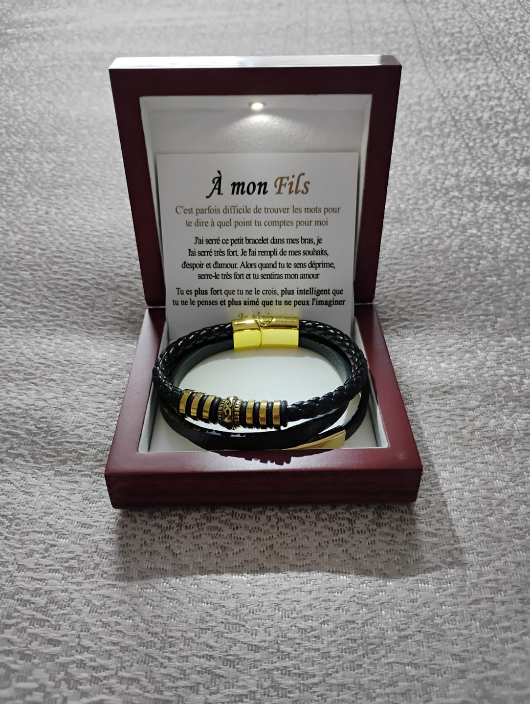 Customer photo review of N'oublie jamais combien je t'aime » - Bracelet pour fils