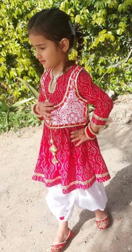 Customer photo review of Red & White Chunri Rajastani Suit 3 Pcs