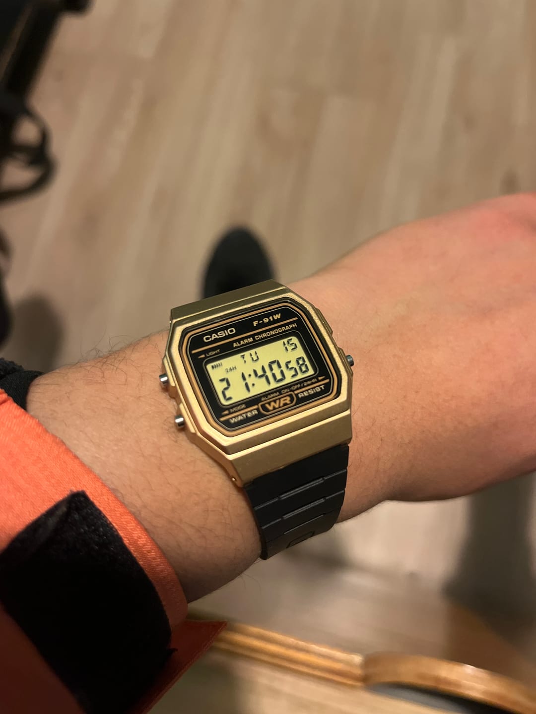 Customer photo review of Reloj Casio Vintage F-91WM-9ADF Dorado/Negro