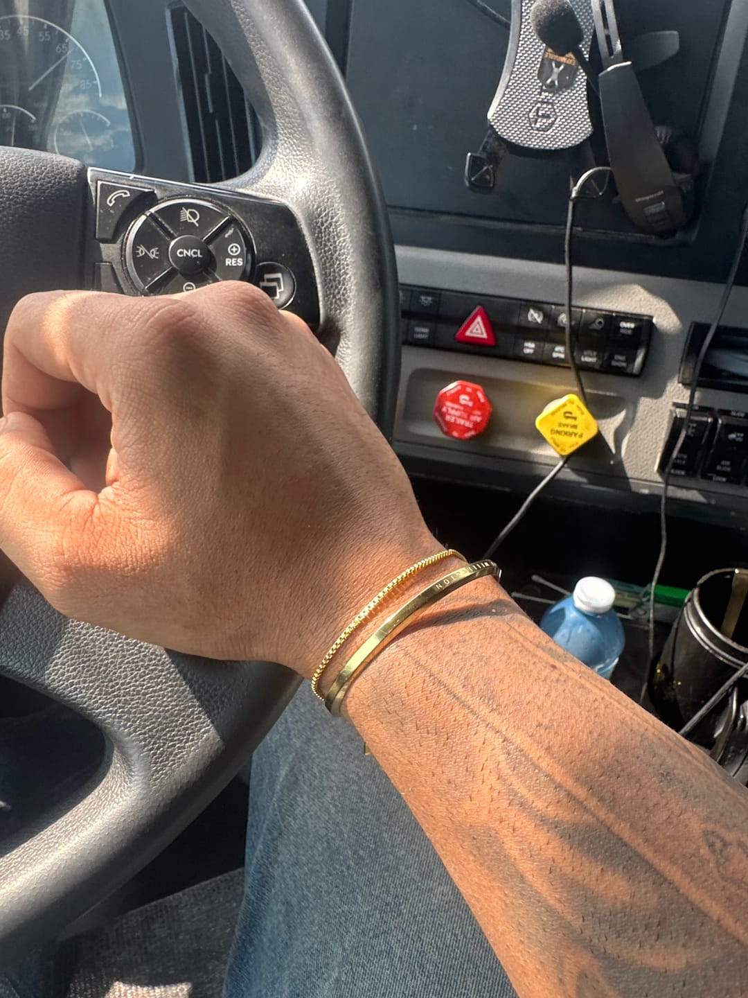 Customer photo review of Minimal Box Bracelet