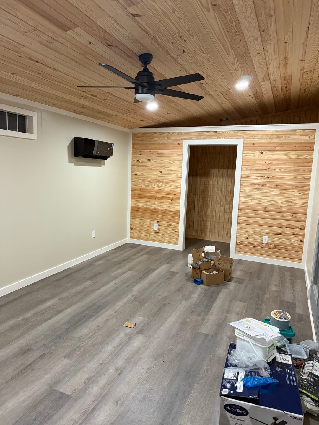 Customer photo review of Umbra Series 9000 BTU SEER2 19 Mini-Split Heat Pump AC - Up to 400 Sq.Ft.