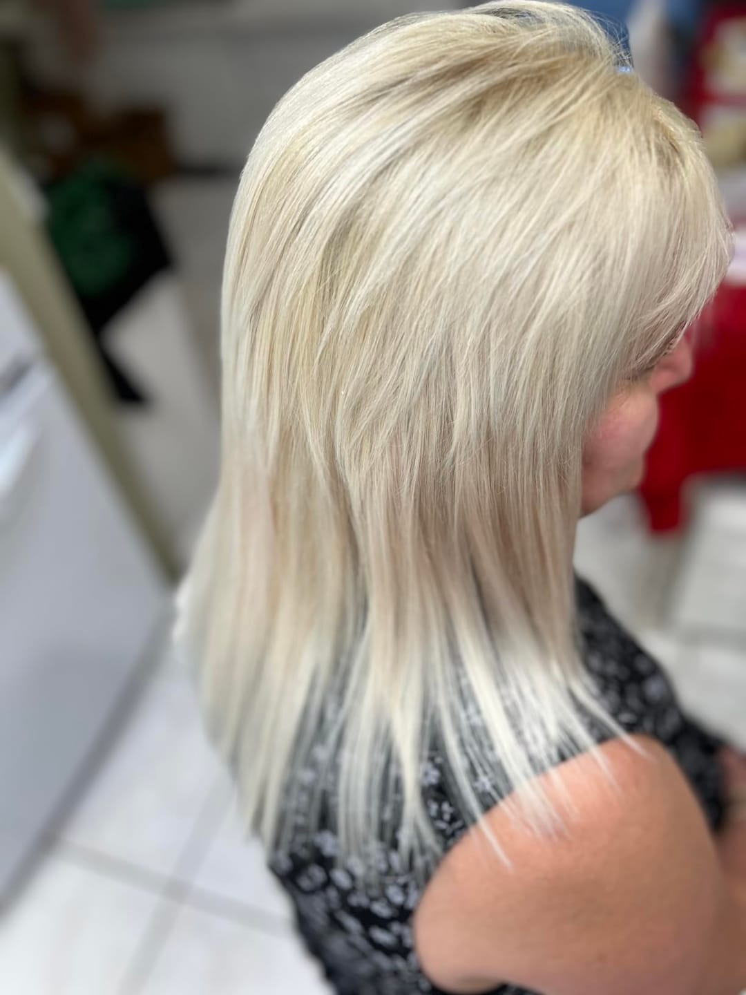 Customer photo review of [U-Tip Upgrade] Platinum Blonde Virgin Keratin Tip Hair Extensions #1000