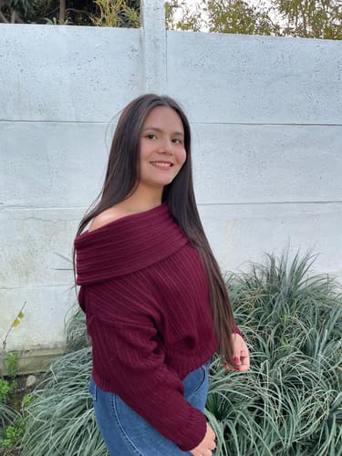 Customer photo review of SWEATER LINA CRUDO