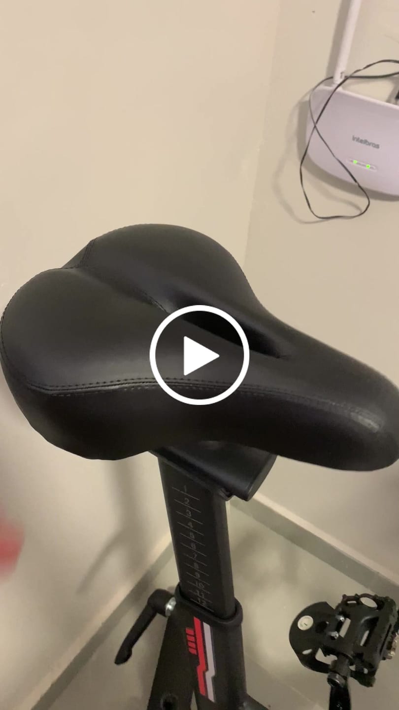Customer video review of Bicicleta Ergométrica Smart Bike Magnetic MegaGym