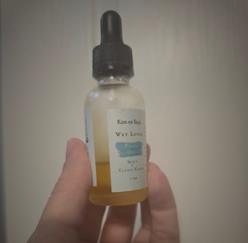 Customer photo review of Wet Lotus Vulva Oil
