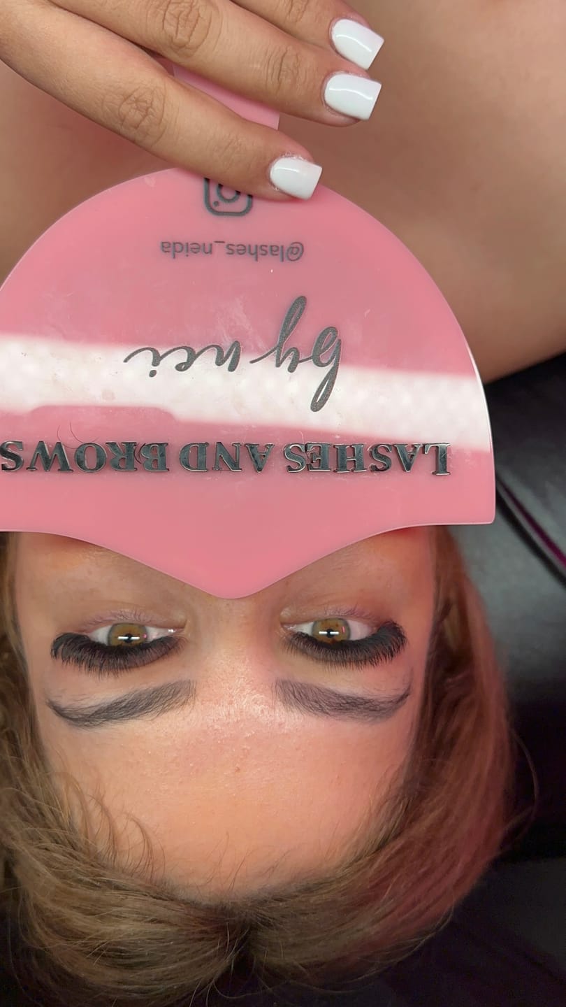 Customer photo review of 100PCS Mascara Wands