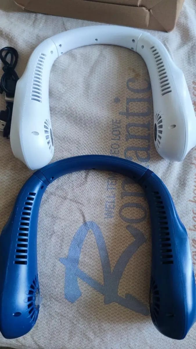 Customer photo review of Portable Neck Fan