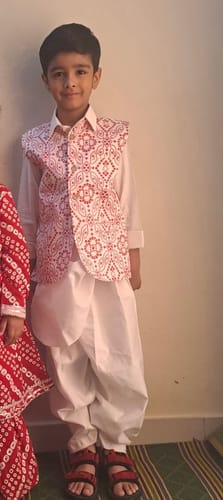 Customer photo review of Red & White Chunri Waistcoat
